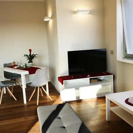 Apartahotel Isola 4*