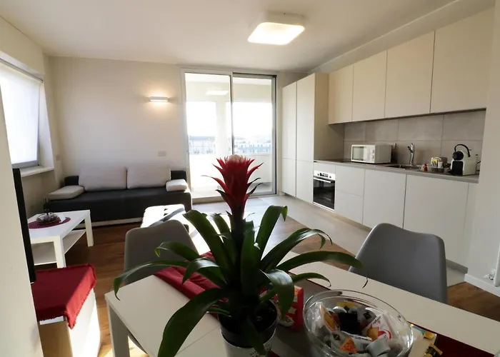 Isola Aparthotel